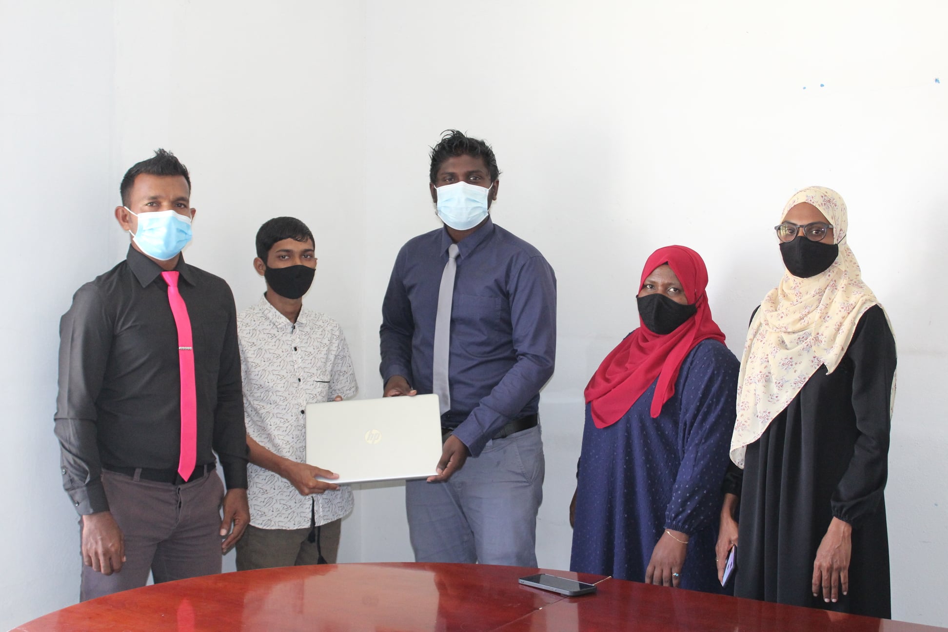 ނެއްލައިދޫ ސްކޫލް