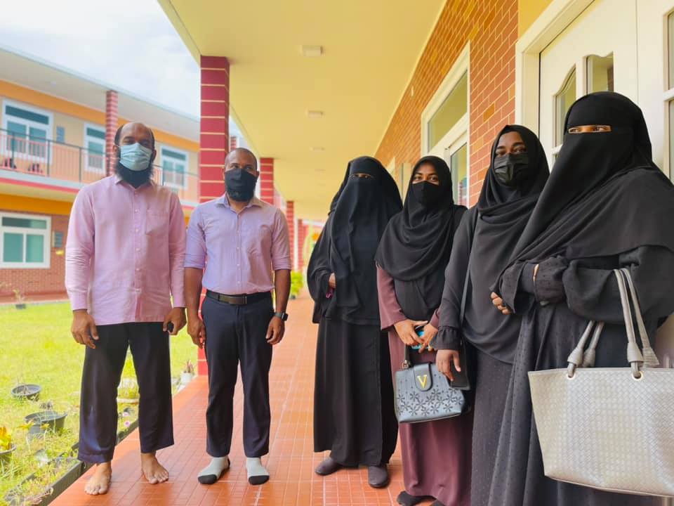 ބަތޫތާ ލިޓްލް ލާނާރސް ޕްރީސްކޫލް