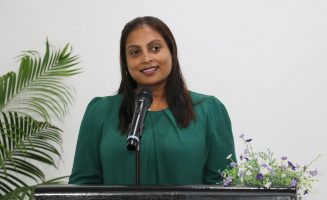 . އެޑިއުކޭޝަން މިނިސްޓަރ