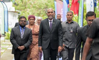 366089_b444efd3-2_