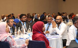 ސްކޫލް ޕްރިންސިޕަލުންގެ ކޮންފަރެންސްގެ ތެރެއިން: މިފަދަ ކޮންފަރެންސްތަކުގެ ސަބަބުން ތައުލީމީ ނިޒާމަށާއި ވަކިވަކި ސްކޫލްތަކުގެ ހިންގުމުގެ ނިޒާމަށް ބަދަލުގެންނަން ފަސޭހަވޭ- ފޮޓޯ: އެޑިޔުކޭޝަން މިނިސްޓްރީ