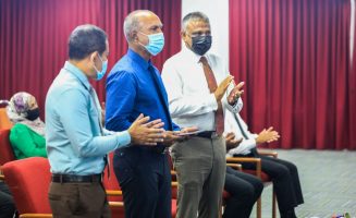 ރަސްމިއްޔާތުގެ ތެރެއިން. ފޮޓޯ: މިނިސްޓްރީ އޮފް ހަޔަރ އެޑިއުކޭޝަން