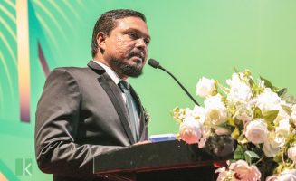 ޕްރިންސިޕަލް މަތީން އިނާމް ދިނުމުގެ ޖަލްސާގައި ވާހަކަ ދައްކަވަނީ : ކުޅުދުއްފުށީ އޮންލައިން