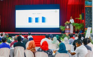 ސްކޫލް އެކްޓިވިޓީ ކަލަންޑަރު އެކުލުމަށް މިއަދު ފެށި ބައްދަލުވުމުގައި އެޑިޔުކޭޝަން މިނިސްޓަރު ވާހަކަ ދައްކަވަނީ: މާދަމާގެ ނިޔަލަށް ކުރިއަށް ގެންދާ މި ބައްދަލުވުމުން އަންނަ ދިރާސީ އާ އަހަރުގެ އެކްޓިވިޓީ ކަލަންޑަރު އެކުލަވާލުމަށް މުހިންމު މައުލޫމާތު ލިބިގެންދާނެ- ފޮތޯ: ޕީއެސްއެމް