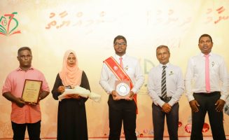 kumundhoo01